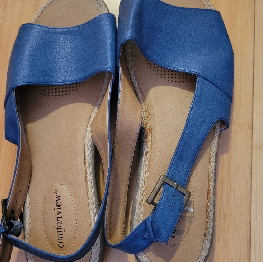 Women's Sandals